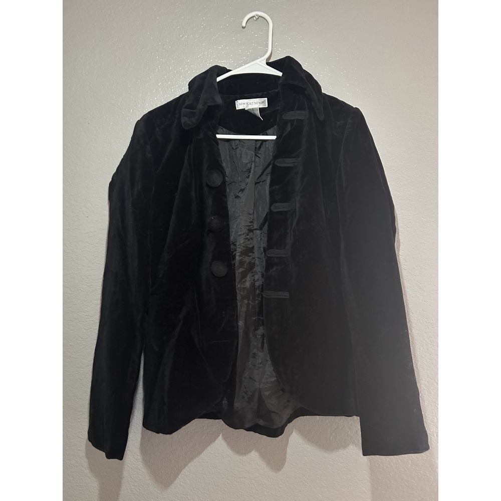 Newport news blazer